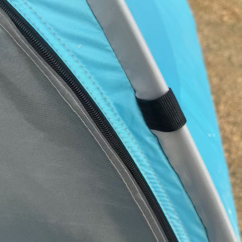 Tenda da campeggio per camioncino all'aperto