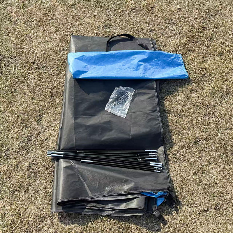 Tenda da spiaggia leggera e ventilata su tre lati