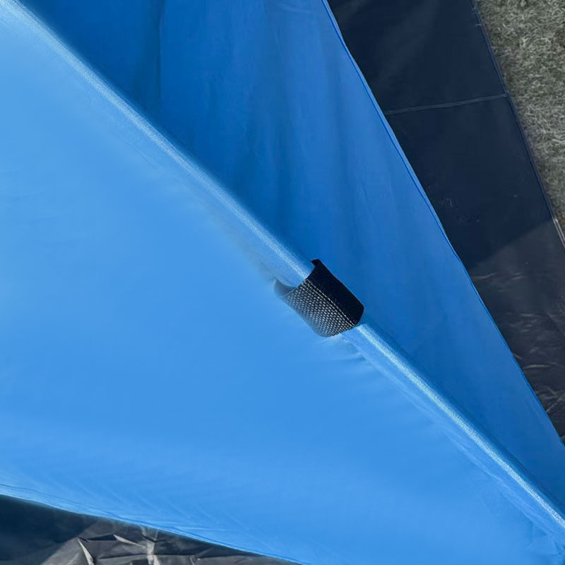 Tenda da spiaggia leggera e ventilata su tre lati