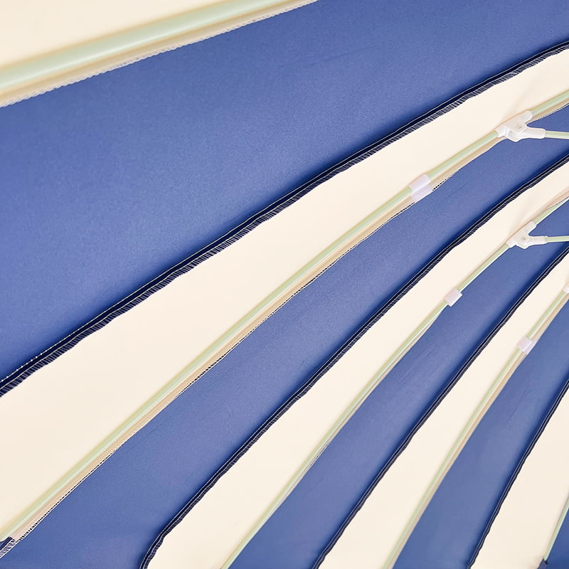 Ombrello pagoda patchwork blu e bianco da 2,5 m