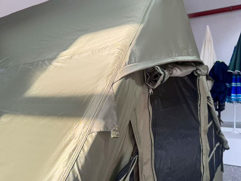Tenda da campeggio gonfiabile verde militare di piccole dimensioni Tenda da campeggio gonfiabile verde militare di piccole dimensioni