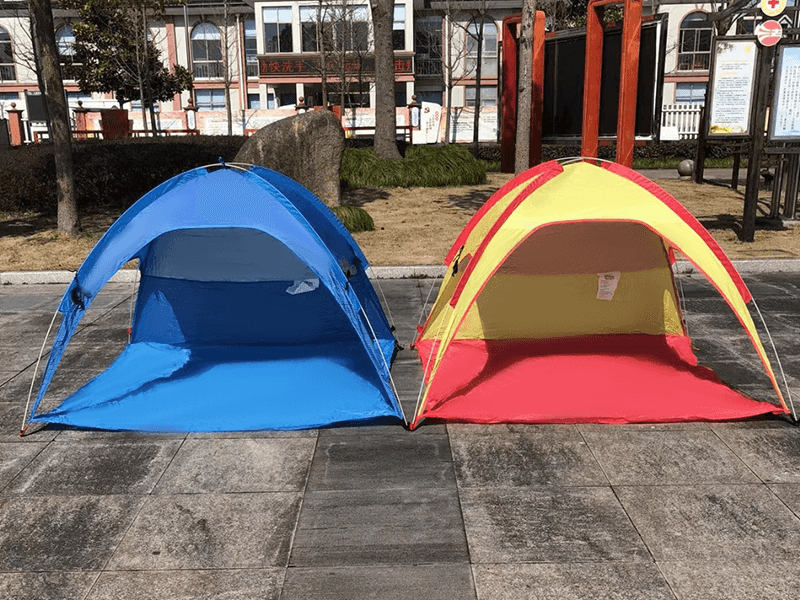 Spaziosa tenda da spiaggia per esterni con ventilazione su tre lati